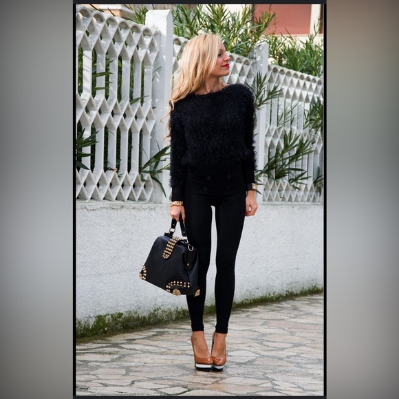 Fuzzy eyelash sweater - Picture 5 of 8